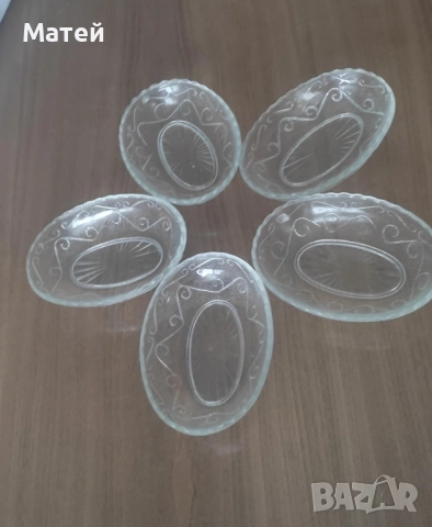 Комплект от 5 ретро чинийки за ядки* Стъкло* от Соца →
		Обява 51975863