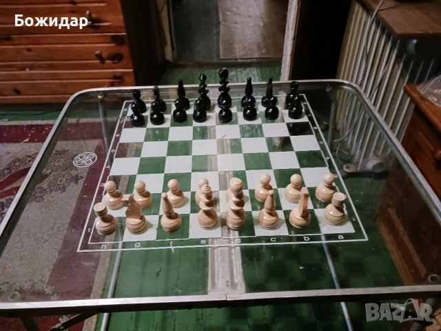 Шах. Маса с стъклен плот и дървени фигурки.
                
                гр. София, Банишора
                днес
                                    155 лв 
                    79,25 € Шах. Маса с стъклен плот и дървени фигурки.
                
                гр. София, Банишора
                днес
                                    155 лв 
                    79,25 €