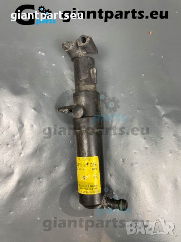 Пръскалка под фар за Мерцедес Mercedes W221 , A2218600247