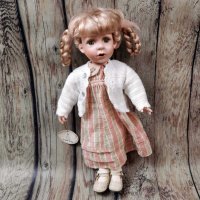 Порцеланова кукла- Stuart Ross, Vanity Fair