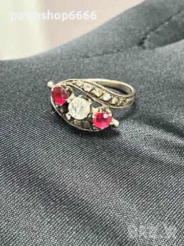 💎 Великолепен античен златен пръстен „Трилогия“ с диаманти и рубини (19-ти век) 💎