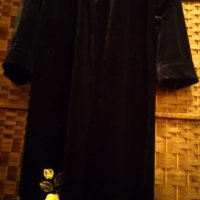  Коллекционный дамский, велюровый, длинный халат. Вышивка. Европейский размер :40 /42
