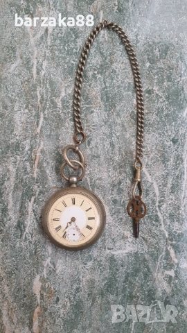 Стар джобен часовник с ключ →
Обява 52383750 Стар джобен часовник с ключ →
Обява 52383750