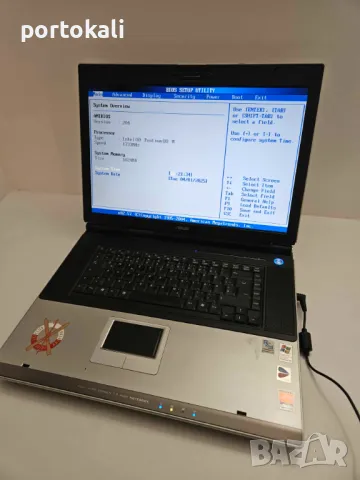Лаптоп Asus 17" Intel Pentium 1GB RAM 100GB HDD + зарядно