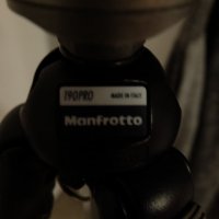Статив Manfrotto 190 Pro със глава Manfrotto 141RC, снимка 3 - Чанти, стативи, аксесоари - 21184651