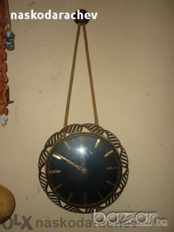 Немски стенен часовник СОНЕБЕРГ / SONNEBERG germany veb feinmechanik 11/2613, снимка 1