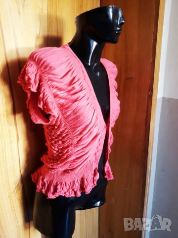 Коралова жилетка тип болеро от плетиво С, снимка 2 - Жилетки - 25653249