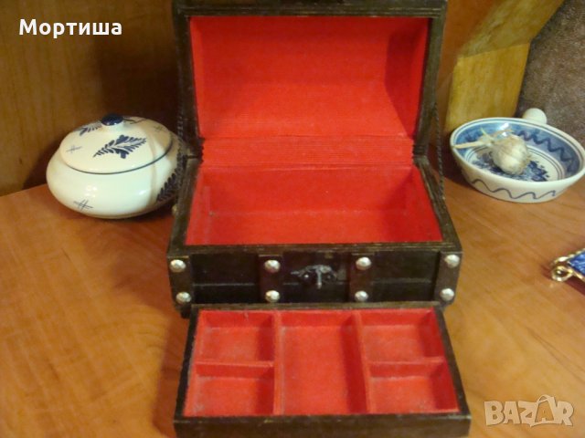 Великолепна ръчно изработена френска  кутия за бижута , снимка 5 - Декорация за дома - 25367174
