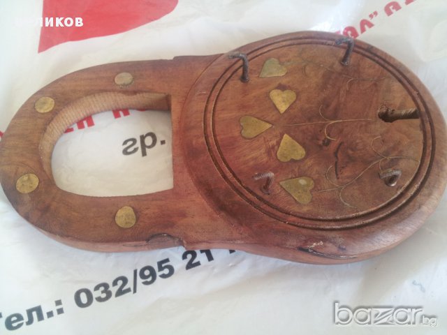 закачалка стара с бронзови набивки и форма на катинар, снимка 1 - Антикварни и старинни предмети - 12365504