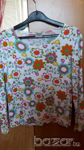 Дамска еластична блуза с дълъг ръкав шарена