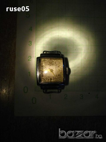 Часовник дамски "ЗАРЯ" ръчен съветски, снимка 2 - Дамски - 8543465