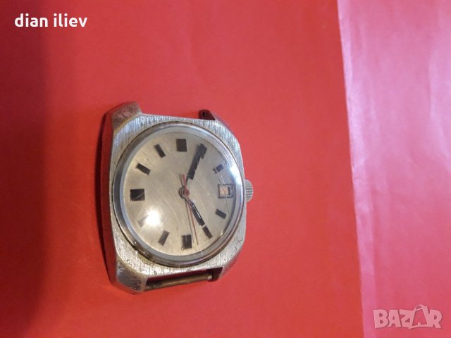 Стар механичен часовник , снимка 3 - Антикварни и старинни предмети - 25309303