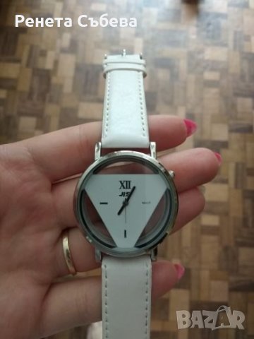 Нови и различни модели часовници, снимка 2 - Дамски - 22210765