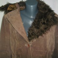 Палто с подвижна яка "Vroom & Dreesmann" / естествен велур, снимка 11 - Палта, манта - 15913966