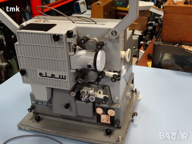 Кинопроектор VARIMEX 122, снимка 3 - Антикварни и старинни предмети - 25834332