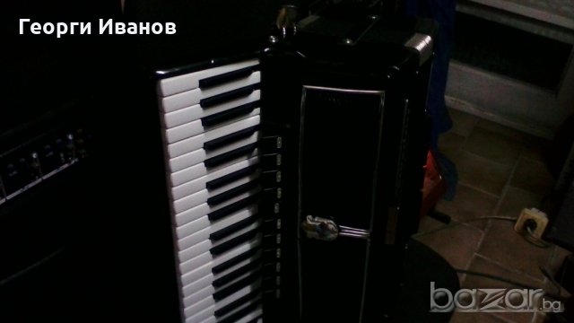 Продавам Акордеон Велтмайстер Стела 120 баса, черен, снимка 7 - Акордеони - 20835612