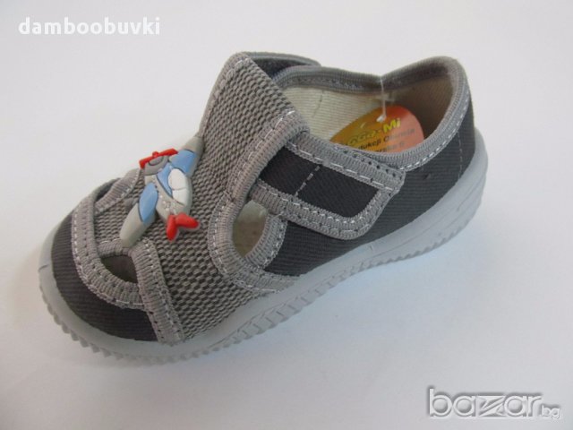Пантофки сиво самолетче, снимка 3 - Бебешки обувки - 17334348