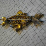 Брошка позлатена метална с цветче в средата / 8,2 гр. /, снимка 3 - Колиета, медальони, синджири - 7815676