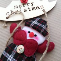 Коледна украса за врата с дървен надпис Merry Christmas 30см, снимка 2 - Декорация за дома - 23280259