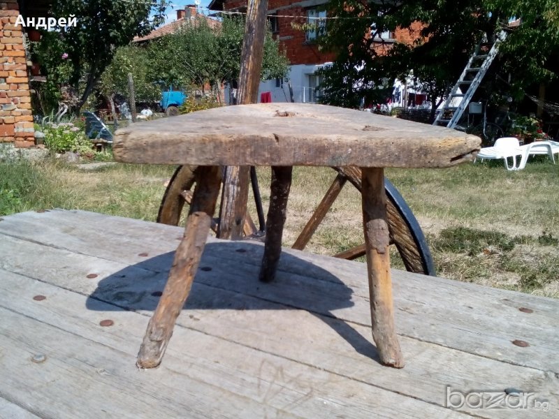 Старинно трикрако столче, снимка 1