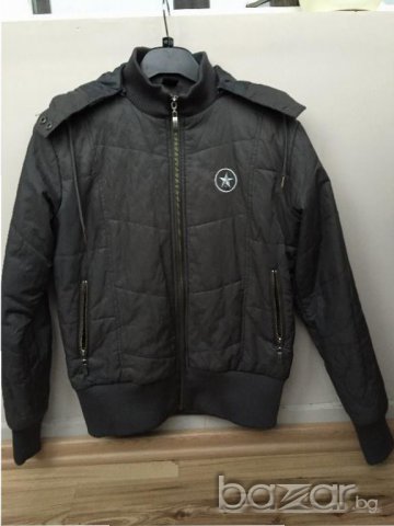Дамско яке CONVERSE оригинал, size S, сиво с МЕТАЛНИ ОТБЛЯСЪЦИ, с надпис на гърба, с вата, НОВО, снимка 9 - Якета - 12955111