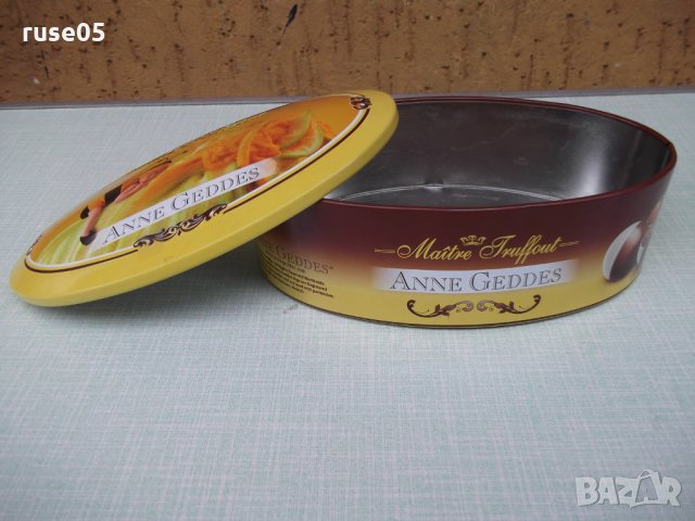 Кутия красива метална от бонбони, снимка 2 - Други ценни предмети - 25236566