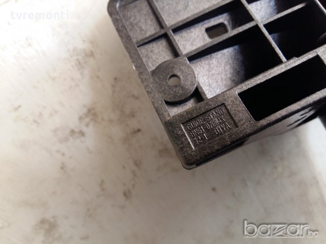 TV стойка Bn61-07084x Ue32d5520 Ue32d5000, снимка 4 - Стойки, 3D очила, аксесоари - 21215116