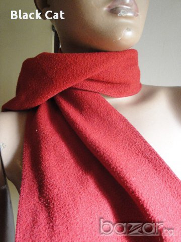 Нов кокетен червен зимен дамски шал, наметка, болеро, в цвят: бордо, снимка 3 - Шалове - 8472772