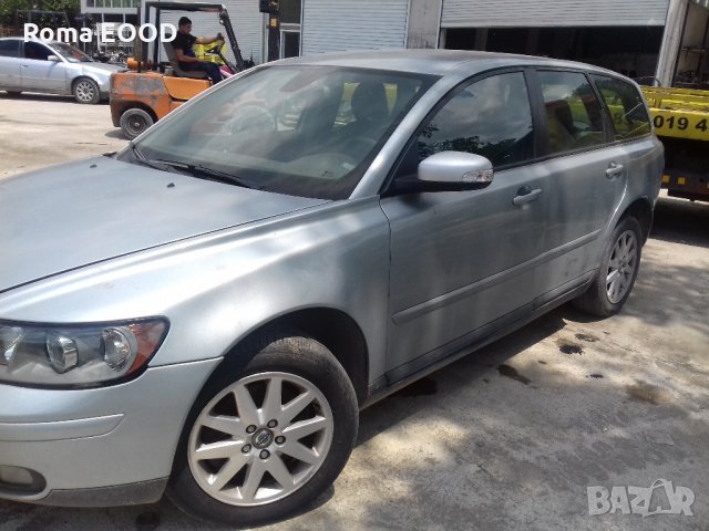 Volvo V 50-2.0дизел/136к.с./06г-на части, снимка 2 - Автомобили и джипове - 21893531