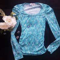 Блуза Junona, снимка 1 - Блузи с дълъг ръкав и пуловери - 20220640