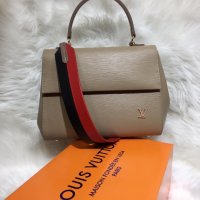 Дамска чанта Louis Vuitton код 81, снимка 1 - Чанти - 25450599