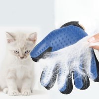 Масажираща True Touch ръкавица за обиране на косми, снимка 2 - Други стоки за животни - 22521584