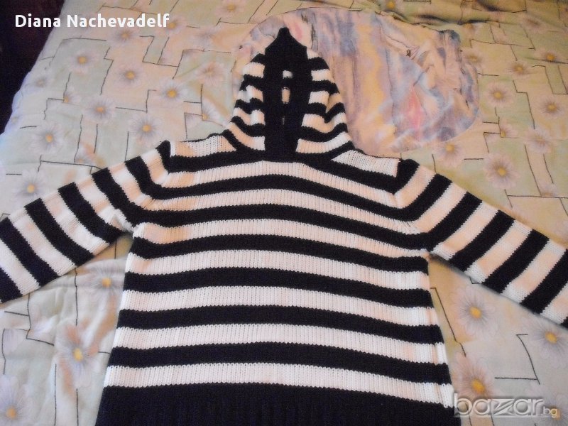 нова зимна блуза с качулка, снимка 1