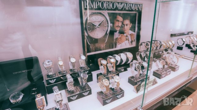 Маркови часовници Emporio Armani. Богат избор от модели със сертификат и гаранция. , снимка 3 - Мъжки - 25751178