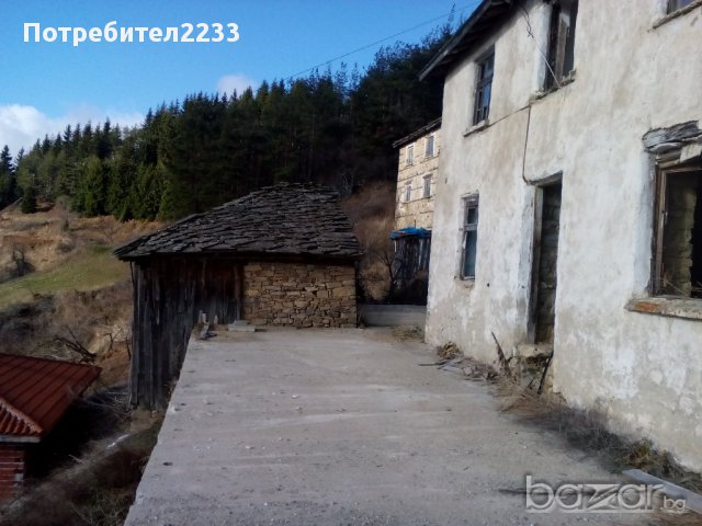 Продавам  каменна къща в с.Зорница 2ет. / двор - 300кв./ ток , вода , асфалтов път , хубава панорама, снимка 16 - Къщи - 13862660
