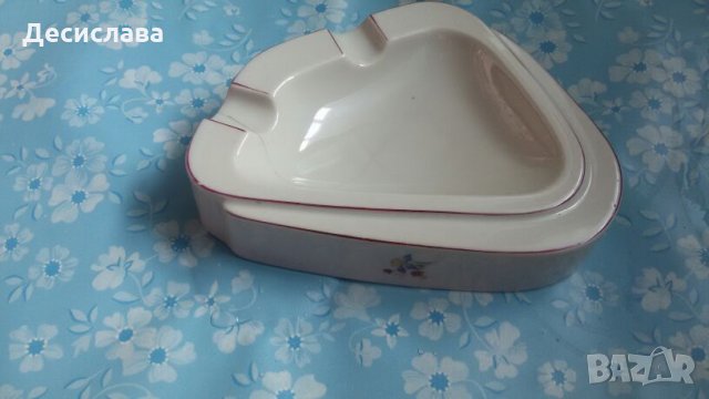 Пепелник порцеланов от соц времето, снимка 1