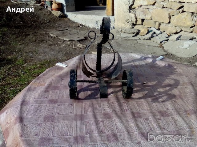 Поставка за вино , снимка 2 - Антикварни и старинни предмети - 20309195