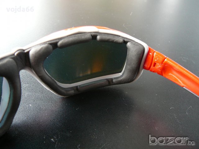 Спортни очила, снимка 9 - Слънчеви и диоптрични очила - 14449283