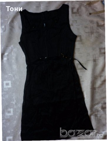 Черна сатенена рокля с коланче , снимка 8 - Рокли - 19136918