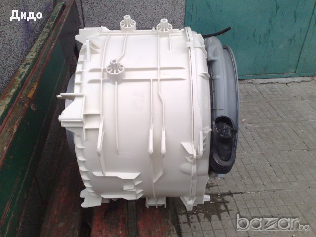 Продавам перфектен казан с барабан и врата (люк) с платката за пералня Аристон AQXF 109 АQALTIS 6 кг, снимка 2 - Друга електроника - 15345684