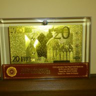 Сувенири 20 златни евро банкноти в стъклена поставка и масивно дърво + Сертификат, снимка 2 - Нумизматика и бонистика - 8660413