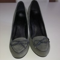 Елегантни обувки, снимка 1 - Дамски обувки на ток - 23013738