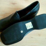 Чисто нови обувки VELVET с повдигната пета, снимка 4 - Дамски ежедневни обувки - 11556654