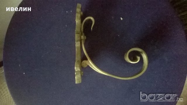 антикварна закачалка от бронз, снимка 2 - Антикварни и старинни предмети - 20409594