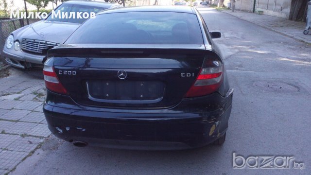 Mercedes C220 w203 НА ЧАСТИ, снимка 4 - Автомобили и джипове - 14409493