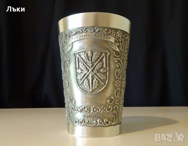 Гравирана чаша от калай за вино. , снимка 2 - Антикварни и старинни предмети - 25778268