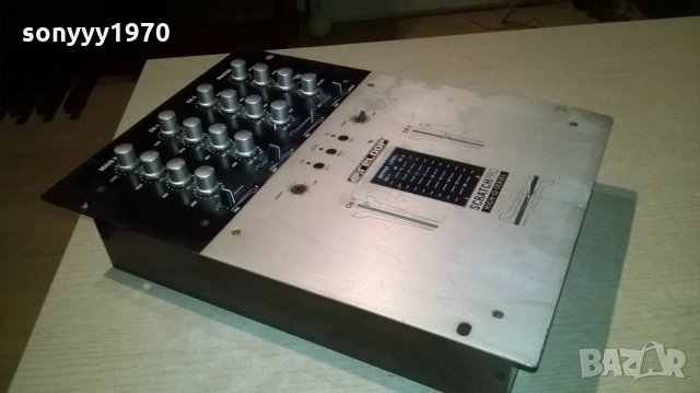 reloop scratchpro high-q-series-внос франция, снимка 2 - Ресийвъри, усилватели, смесителни пултове - 22597632