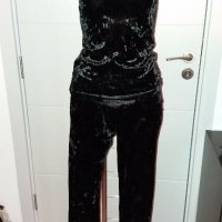 Комплект дамска тениска поло и панталон черно кадифе, снимка 1 - Костюми - 18845966