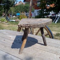 Старинно трикрако столче, снимка 4 - Антикварни и старинни предмети - 17009043