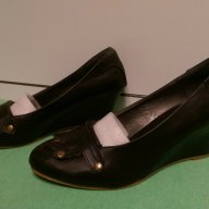 Дамски обувки на платформа, снимка 2 - Дамски ежедневни обувки - 15659389